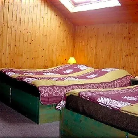 Hotel Les Sapins 2*